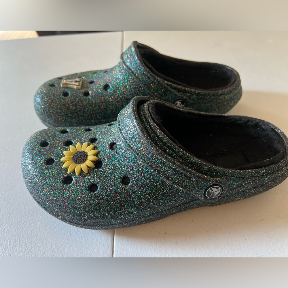 crocs classic glitter clogs Shoes Fur Lined Women’s 9 Shimmer - Picture 1 of 6